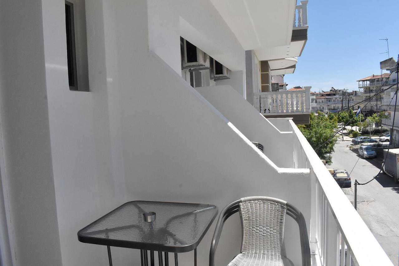 Giorgos-Fenia Apartments Paralía Exteriér fotografie